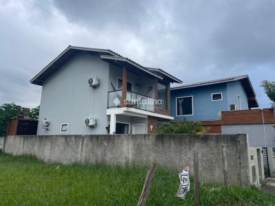 Casa à venda com 110m², 3 quartos, 1 suíte, 1 vaga no bairro Campeche em Florianópolis - Foto 3