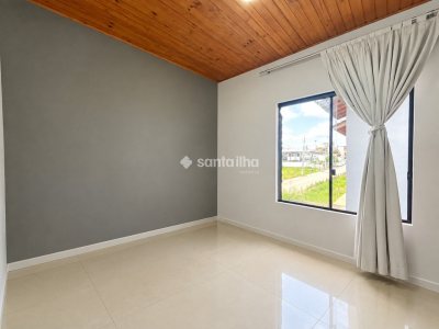 Casa à venda com 110m², 3 quartos, 1 suíte, 1 vaga no bairro Campeche em Florianópolis - Foto 19