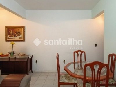 Apartamento à venda com 76m², 3 quartos no bairro Centro em Florianópolis - Foto 2