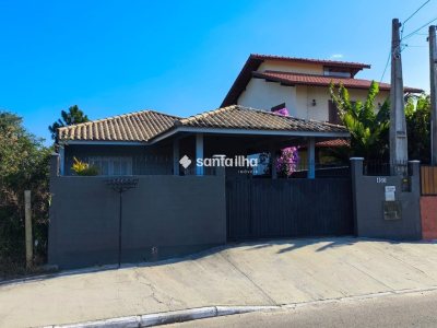 Casa para alugar com 96m², 2 quartos, 1 suíte, 1 vaga no bairro Campeche em Florianópolis - Foto 26