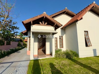 Casa à venda com 200m², 3 quartos, 1 suíte, 5 vagas no bairro Campeche em Florianópolis - Foto 2