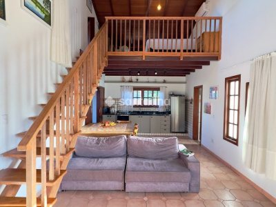 Casa à venda com 200m², 3 quartos, 1 suíte, 5 vagas no bairro Campeche em Florianópolis - Foto 7