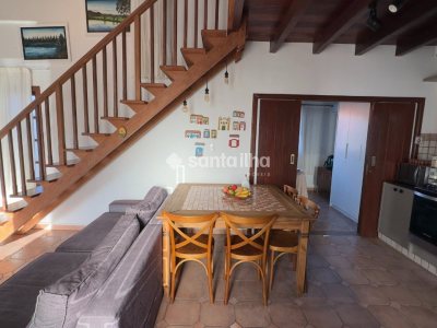 Casa à venda com 200m², 3 quartos, 1 suíte, 5 vagas no bairro Campeche em Florianópolis - Foto 4