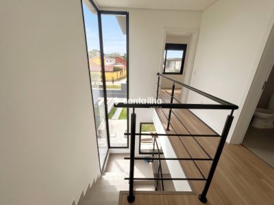 Casa para alugar com 157m², 3 quartos, 1 suíte, 1 vaga no bairro Campeche em Florianópolis - Foto 4
