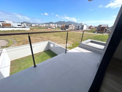 Casa para alugar com 157m², 3 quartos, 1 suíte, 1 vaga no bairro Campeche em Florianópolis - Foto 11