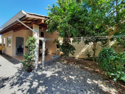 Casa à venda com 250m², 3 quartos, 3 suítes, 2 vagas no bairro Carianos em Florianópolis - Foto 5