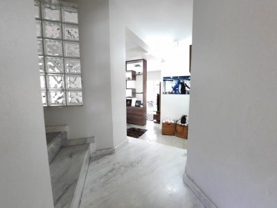 Casa à venda com 250m², 3 quartos, 3 suítes, 2 vagas no bairro Carianos em Florianópolis - Foto 10