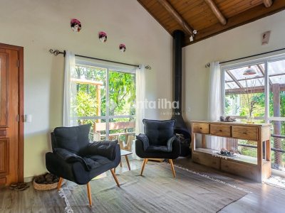 Casa à venda com 246m², 3 quartos, 2 suítes, 2 vagas no bairro Lagoa da Conceição em Florianópolis - Foto 6