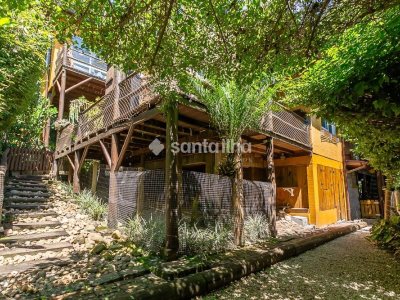 Casa à venda com 246m², 3 quartos, 2 suítes, 2 vagas no bairro Lagoa da Conceição em Florianópolis - Foto 22