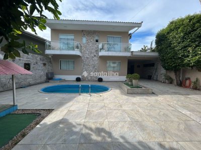 Casa à venda com 200m², 4 quartos, 2 suítes, 3 vagas no bairro Campeche em Florianópolis - Foto 2