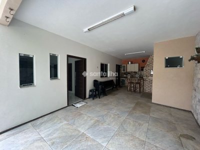 Casa à venda com 200m², 4 quartos, 2 suítes, 3 vagas no bairro Campeche em Florianópolis - Foto 7