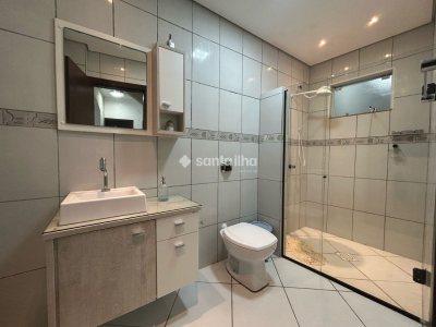 Casa à venda com 200m², 4 quartos, 2 suítes, 3 vagas no bairro Campeche em Florianópolis - Foto 19