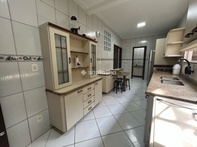 Casa à venda com 200m², 4 quartos, 2 suítes, 3 vagas no bairro Campeche em Florianópolis - Foto 22