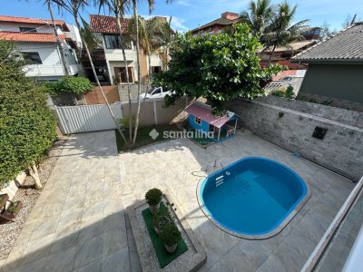Casa à venda com 200m², 4 quartos, 2 suítes, 3 vagas no bairro Campeche em Florianópolis - Foto 32