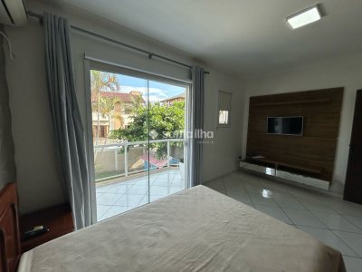 Casa à venda com 200m², 4 quartos, 2 suítes, 3 vagas no bairro Campeche em Florianópolis - Foto 33