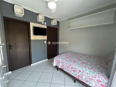 Casa à venda com 200m², 4 quartos, 2 suítes, 3 vagas no bairro Campeche em Florianópolis - Foto 34