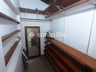 Casa à venda com 300m², 4 quartos, 1 suíte, 4 vagas no bairro Rio Tavares em Florianópolis - Foto 12