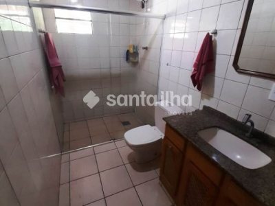 Casa à venda com 300m², 4 quartos, 1 suíte, 4 vagas no bairro Rio Tavares em Florianópolis - Foto 16
