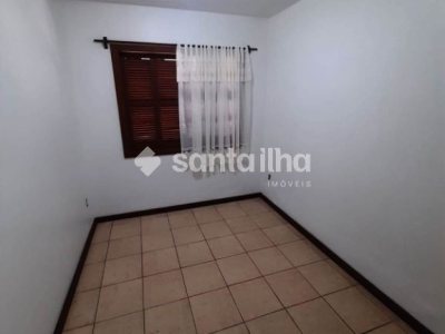 Casa à venda com 300m², 4 quartos, 1 suíte, 4 vagas no bairro Rio Tavares em Florianópolis - Foto 23