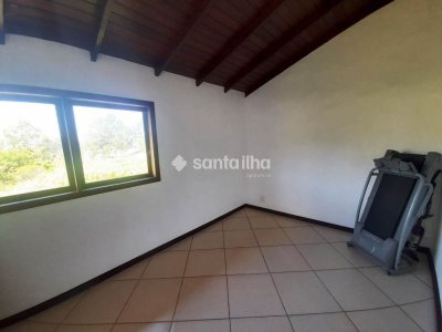 Casa à venda com 300m², 4 quartos, 1 suíte, 4 vagas no bairro Rio Tavares em Florianópolis - Foto 28