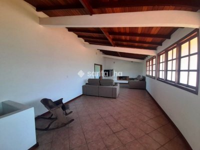 Casa à venda com 300m², 4 quartos, 1 suíte, 4 vagas no bairro Rio Tavares em Florianópolis - Foto 30