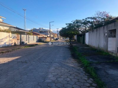 Terreno à venda com 1m², 1 vaga no bairro Carianos em Florianópolis - Foto 13