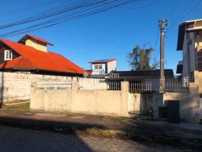 Terreno à venda com 1m², 1 vaga no bairro Carianos em Florianópolis - Foto 12