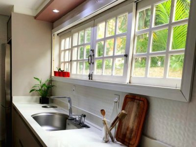 Casa à venda com 307m², 4 quartos, 1 suíte, 3 vagas no bairro Campeche em Florianópolis - Foto 6
