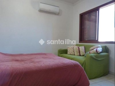 Casa à venda com 350m², 4 quartos, 3 suítes, 4 vagas no bairro Campeche em Florianópolis - Foto 19