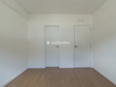 Apartamento à venda com 45m², 1 quarto, 1 suíte, 1 vaga no bairro Centro em Florianópolis - Foto 6