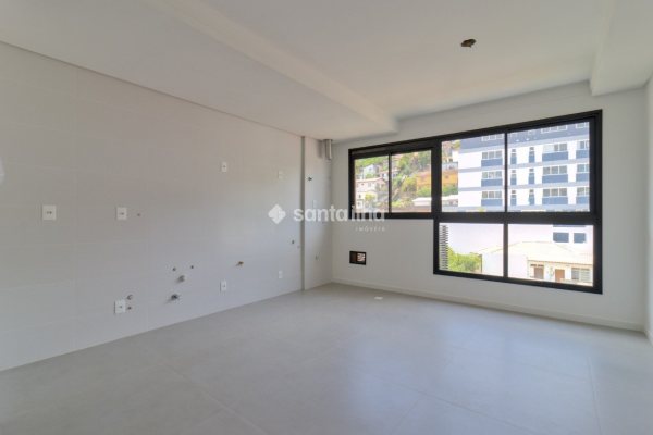 Apartamento à venda com 45m², 1 quarto, 1 suíte, 1 vaga no bairro Centro em Florianópolis