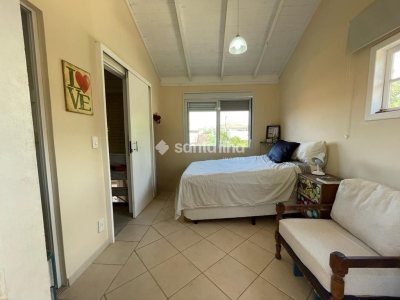 Casa à venda com 200m², 3 quartos, 2 suítes, 6 vagas no bairro Rio Tavares em Florianópolis - Foto 19