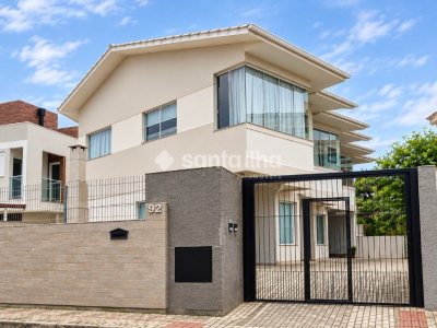 Casa à venda com 127m², 2 quartos, 2 suítes, 1 vaga no bairro Campeche em Florianópolis - Foto 2