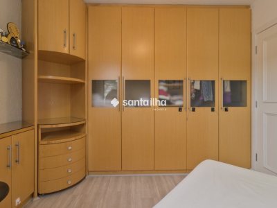 Apartamento à venda com 147m², 4 quartos, 1 suíte, 2 vagas no bairro Centro em Florianópolis - Foto 32