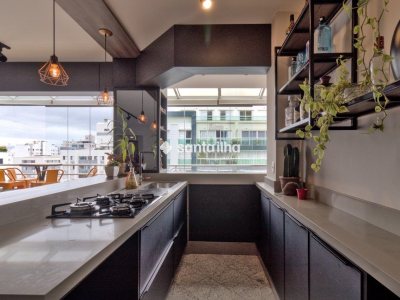 Apartamento à venda com 147m², 4 quartos, 1 suíte, 2 vagas no bairro Centro em Florianópolis - Foto 11