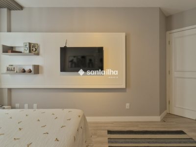 Apartamento à venda com 147m², 4 quartos, 1 suíte, 2 vagas no bairro Centro em Florianópolis - Foto 23