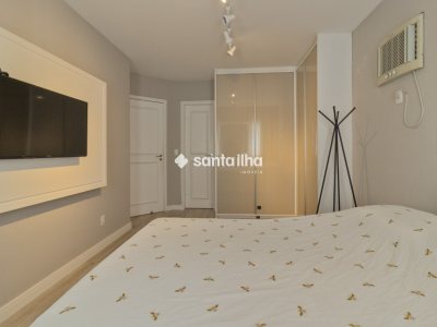 Apartamento à venda com 147m², 4 quartos, 1 suíte, 2 vagas no bairro Centro em Florianópolis - Foto 24