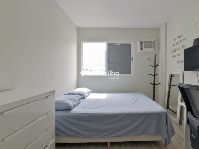 Apartamento à venda com 147m², 4 quartos, 1 suíte, 2 vagas no bairro Centro em Florianópolis - Foto 27