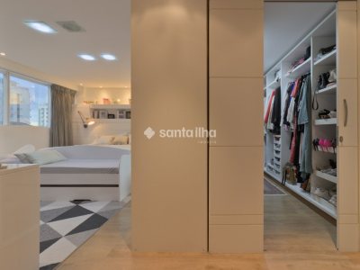 Apartamento à venda com 180m², 3 quartos, 2 suítes, 3 vagas no bairro Centro em Florianópolis - Foto 17