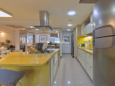 Apartamento à venda com 180m², 3 quartos, 2 suítes, 3 vagas no bairro Centro em Florianópolis - Foto 25