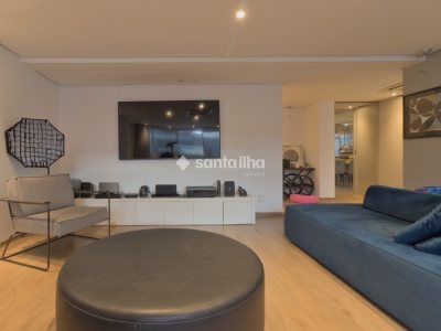 Apartamento à venda com 180m², 3 quartos, 2 suítes, 3 vagas no bairro Centro em Florianópolis - Foto 29
