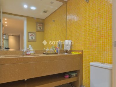 Apartamento à venda com 180m², 3 quartos, 2 suítes, 3 vagas no bairro Centro em Florianópolis - Foto 33
