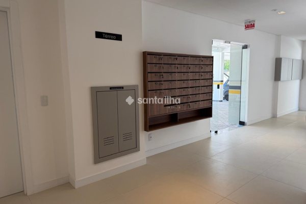 Apartamento à venda com 37m², 1 quarto, 1 vaga no bairro Ribeirão da Ilha em Florianopolis