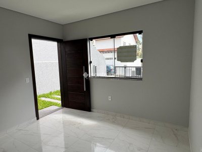 Casa à venda com 68m², 2 quartos, 1 suíte, 1 vaga no bairro Campeche em Florianópolis - Foto 4