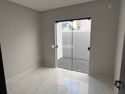 Casa à venda com 68m², 2 quartos, 1 suíte, 1 vaga no bairro Campeche em Florianópolis - Foto 14