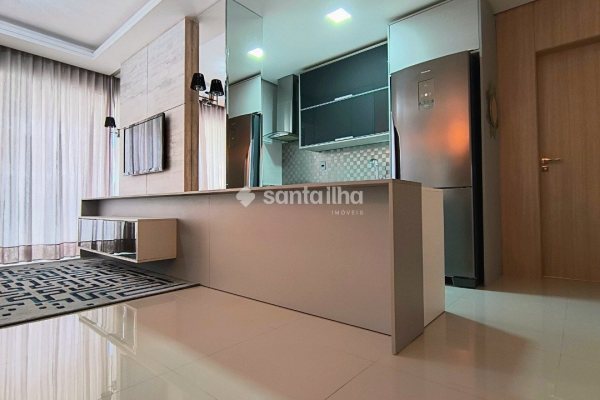 Apartamento à venda com 80m², 2 quartos, 2 suítes, 2 vagas no bairro Agronômica em Florianópolis