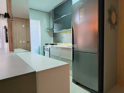 Apartamento à venda com 80m², 2 quartos, 2 suítes, 2 vagas no bairro Agronômica em Florianópolis - Foto 4