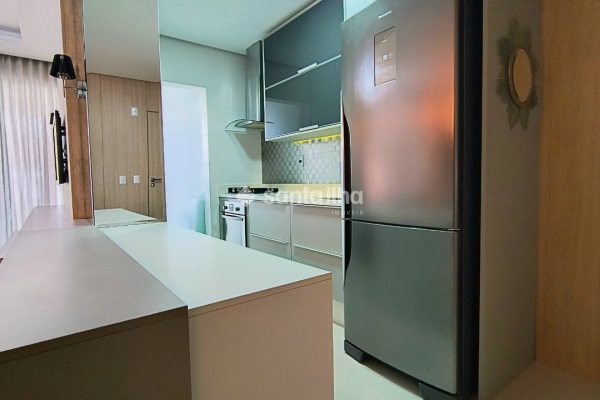 Apartamento à venda com 80m², 2 quartos, 2 suítes, 2 vagas no bairro Agronômica em Florianópolis