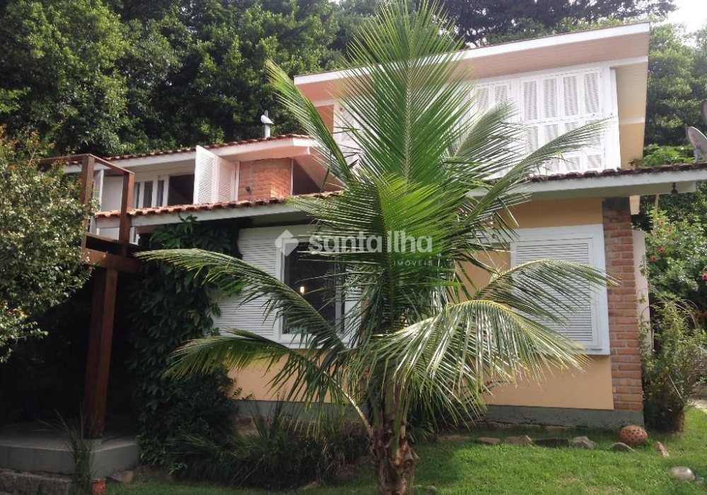 Casa à venda com 172m², 4 quartos, 2 suítes, 5 vagas no bairro Lagoa da Conceição em Florianópolis - Foto 1