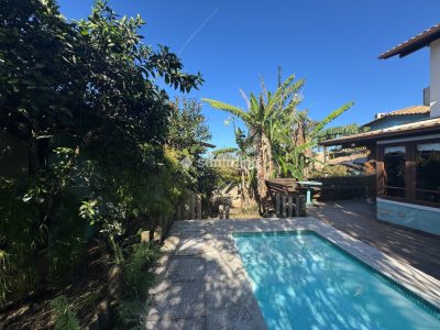 Casa à venda com 330m², 4 quartos, 2 suítes, 1 vaga no bairro Rio Tavares em Florianópolis - Foto 8